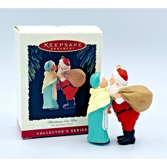Hallmark Other - 1995 #10 Christmas Eve Kiss Mr. and Mrs. Claus Hallmark Keepsake Ornament QX5157